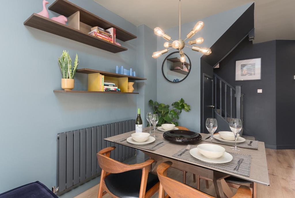 Ferienwohnung Castle Townhouse Kenilworth - Private Parking - 24 Hr Gym Access - Town Centre Exterior foto