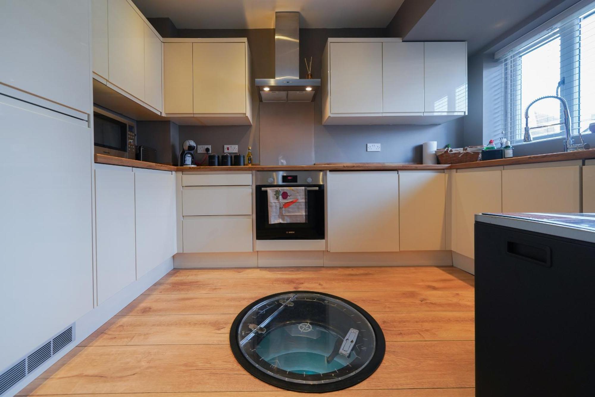 Ferienwohnung Castle Townhouse Kenilworth - Private Parking - 24 Hr Gym Access - Town Centre Zimmer foto